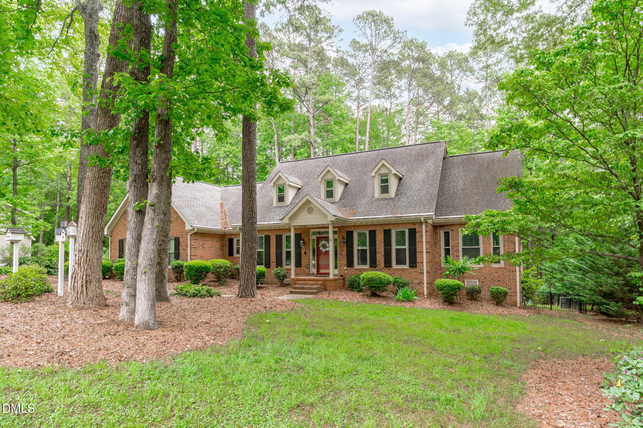 main property photo 7