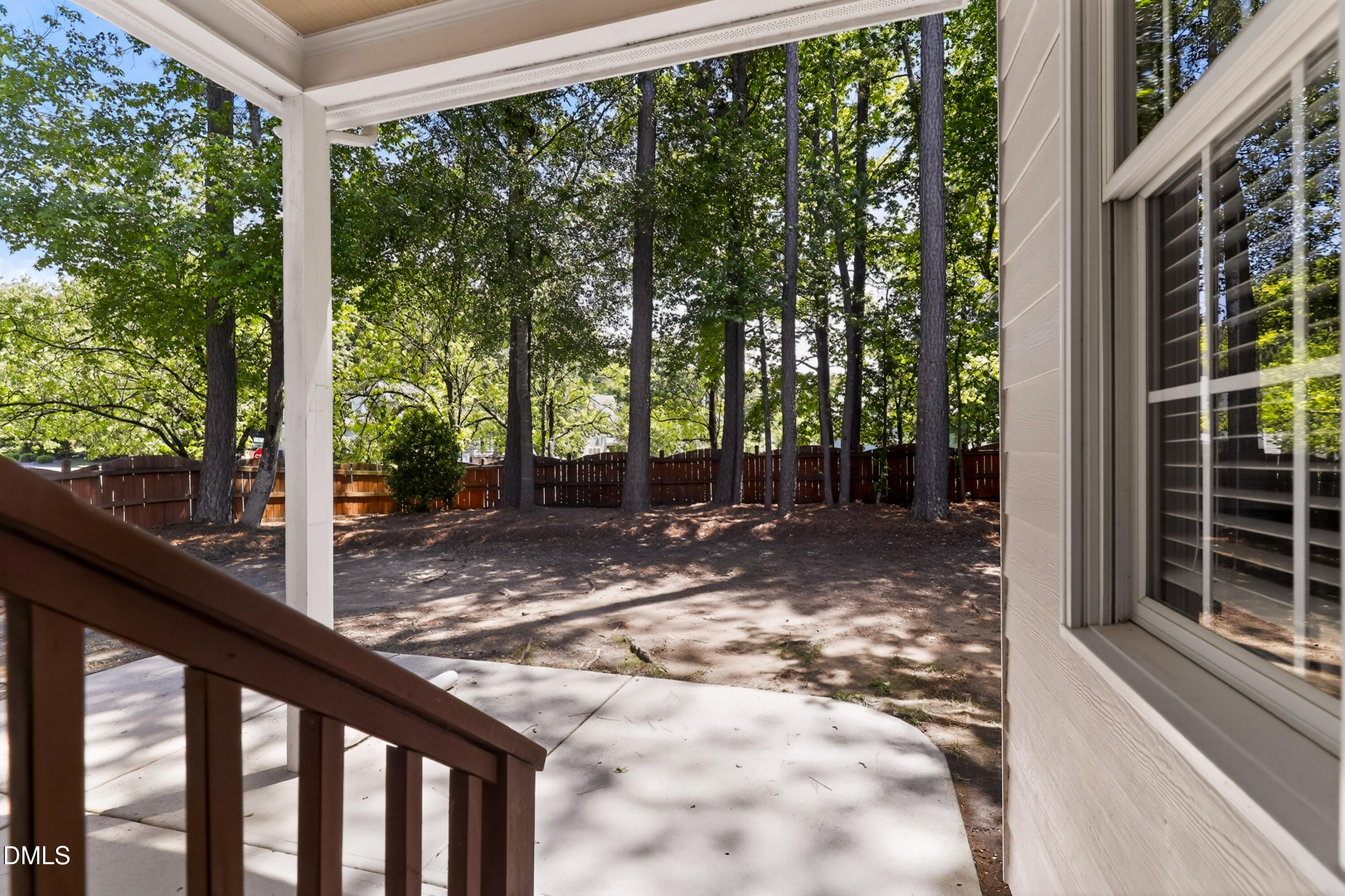 main property photo 31