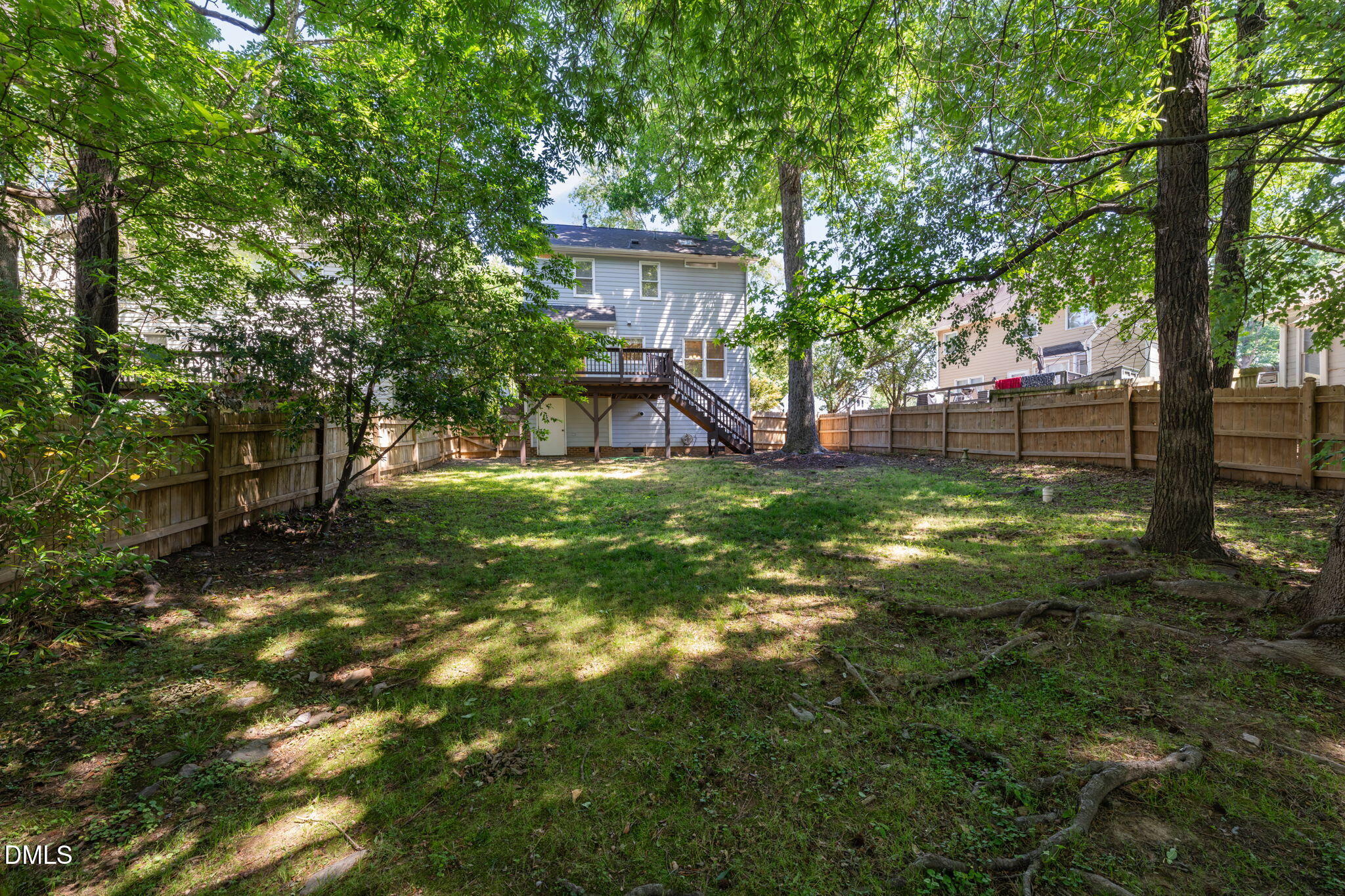 main property photo 31