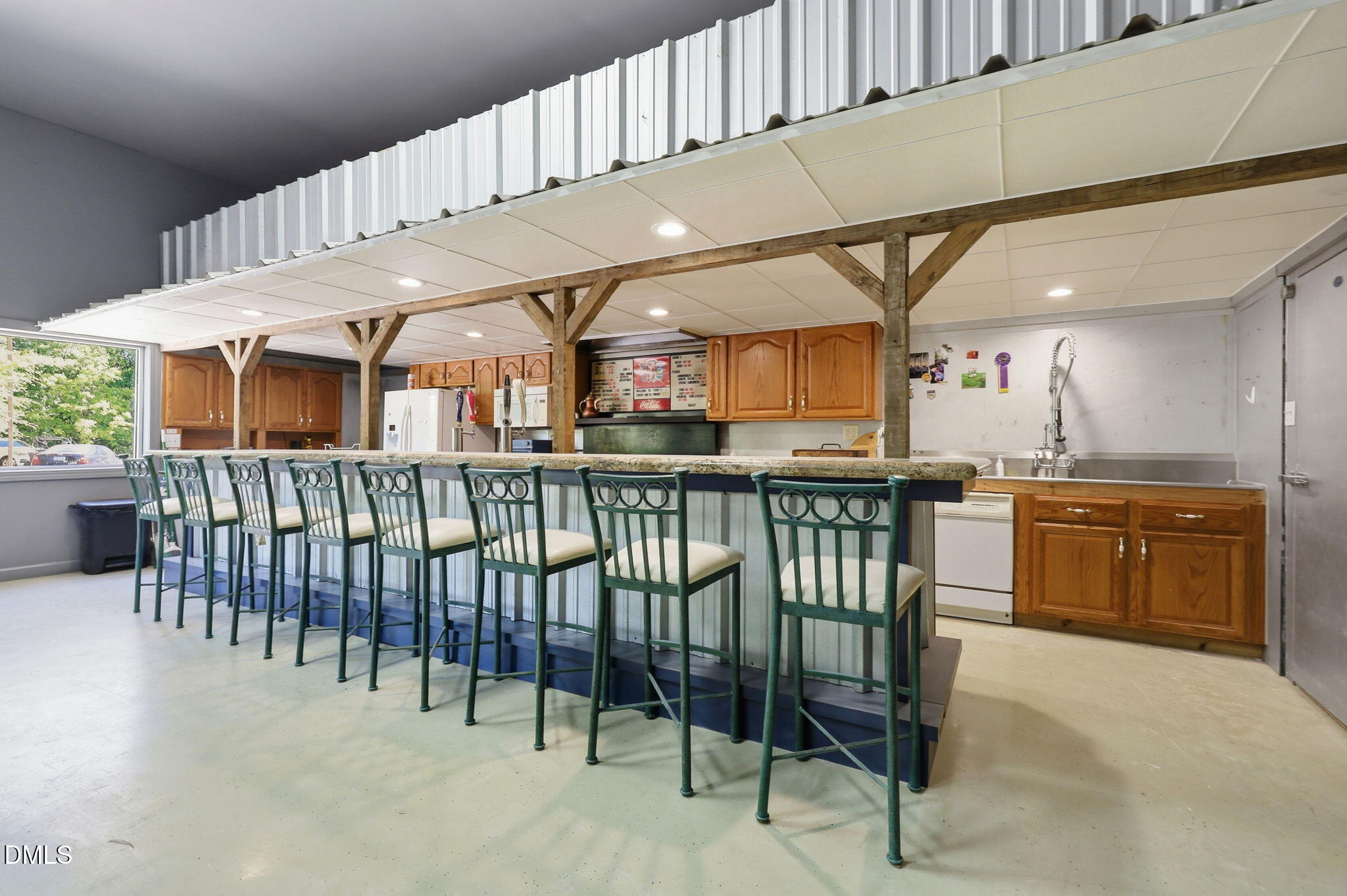 main property photo 32