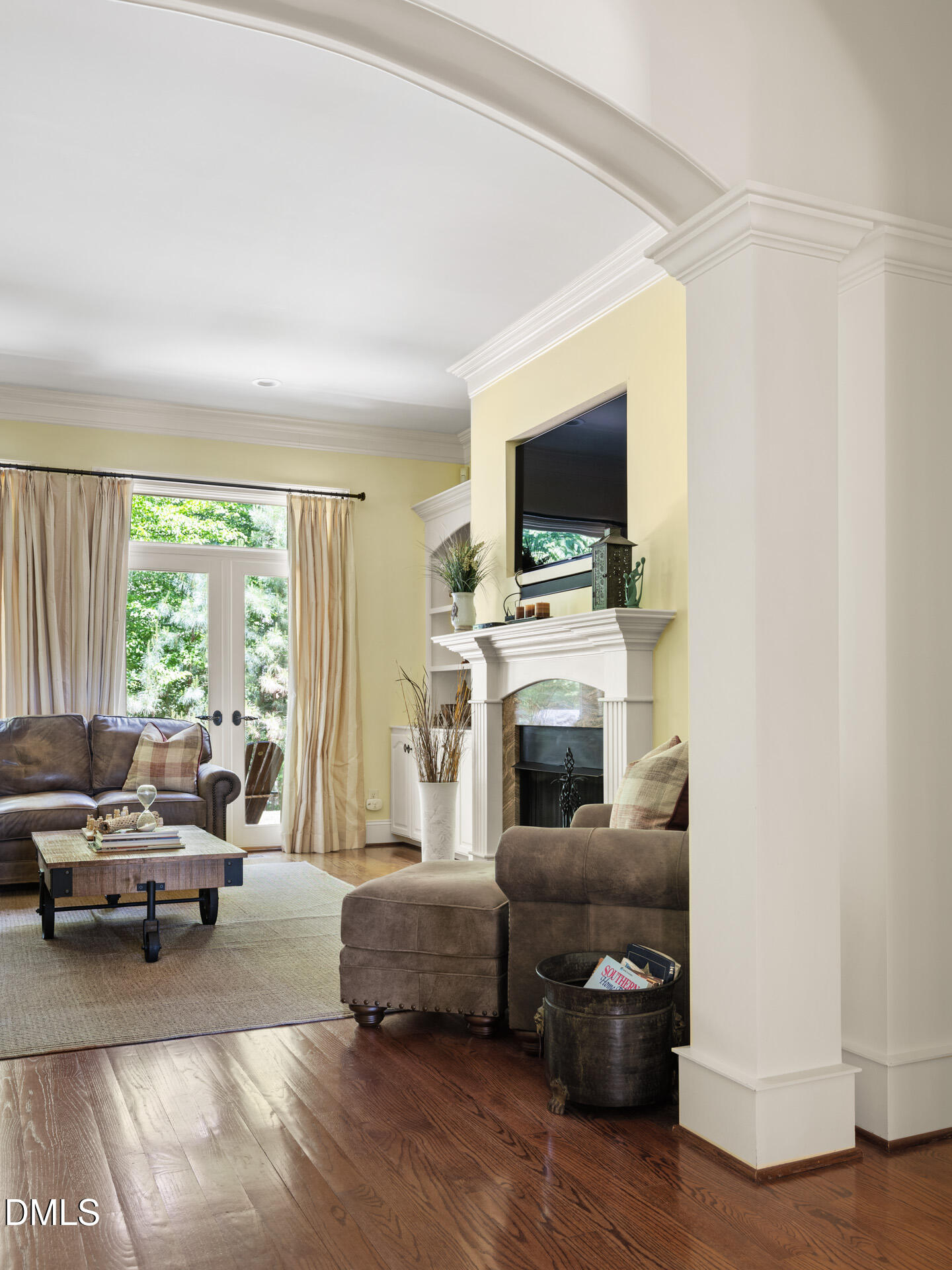 main property photo 9