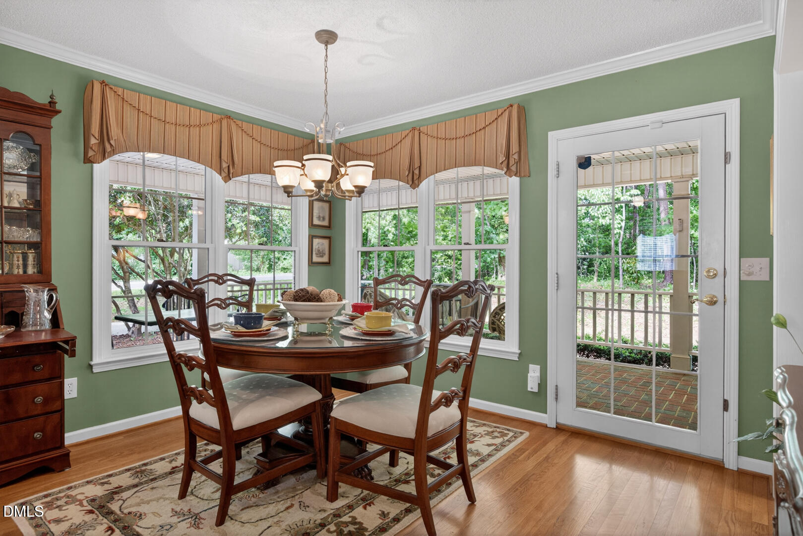 main property photo 14