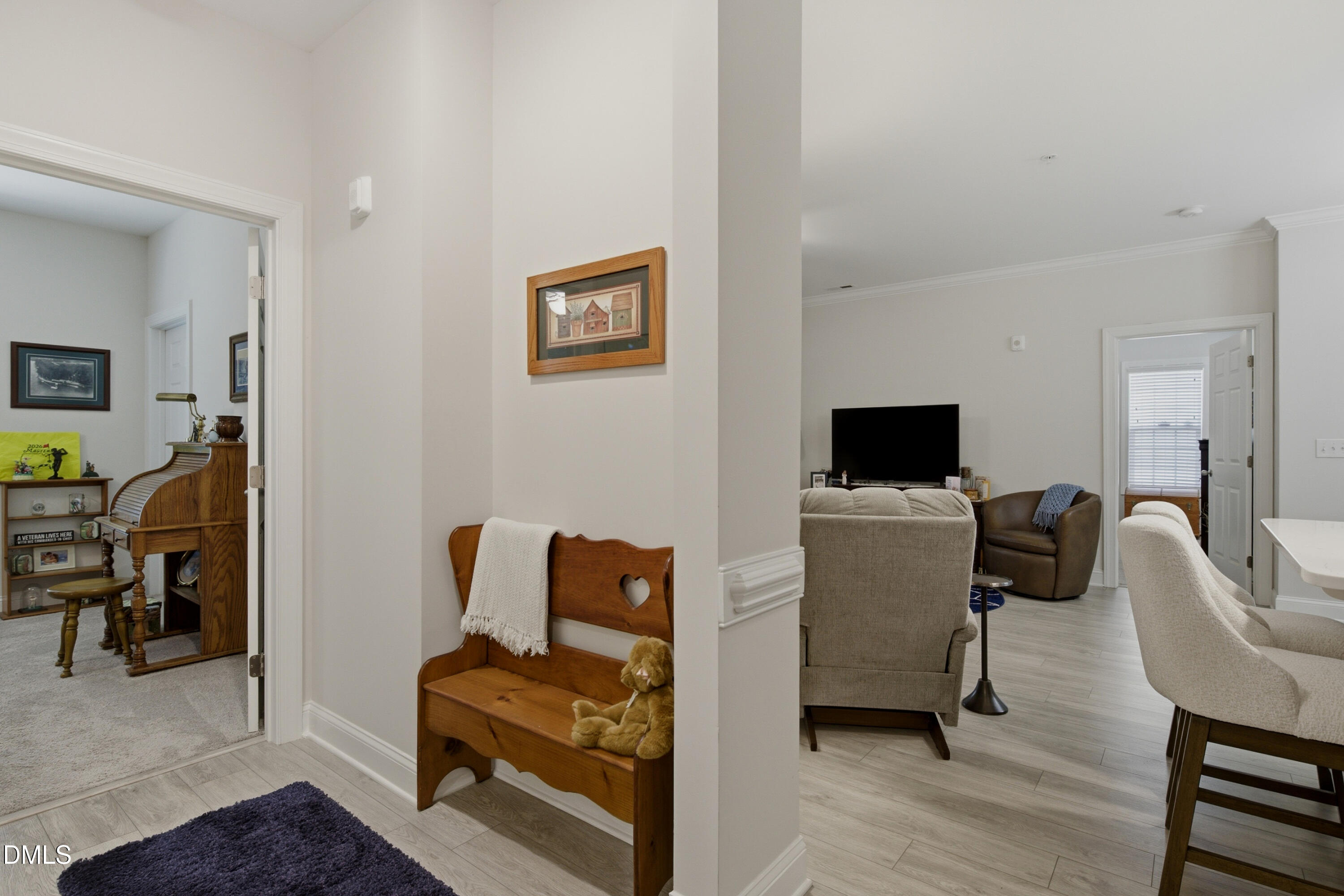 main property photo 8