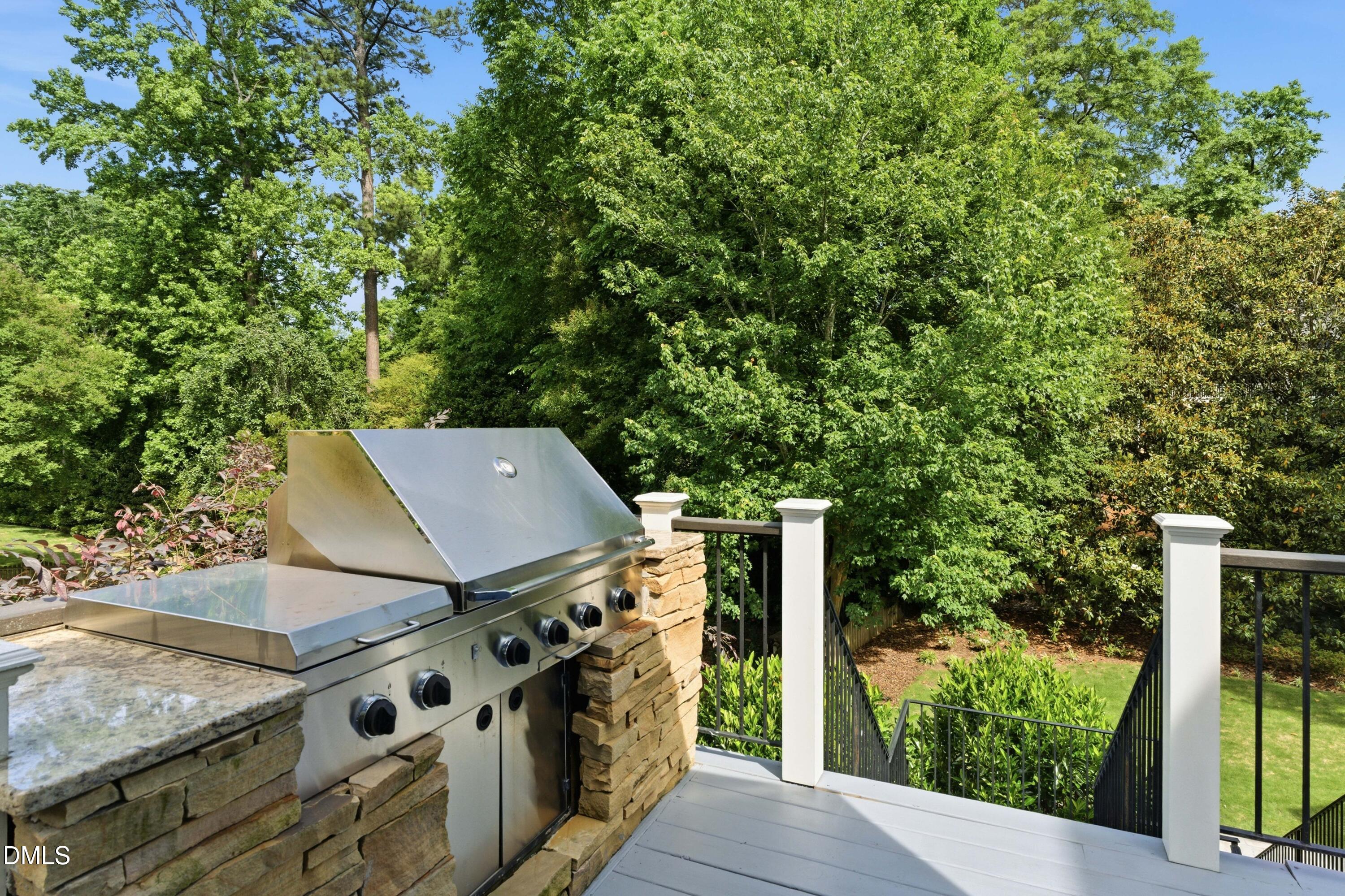 main property photo 70