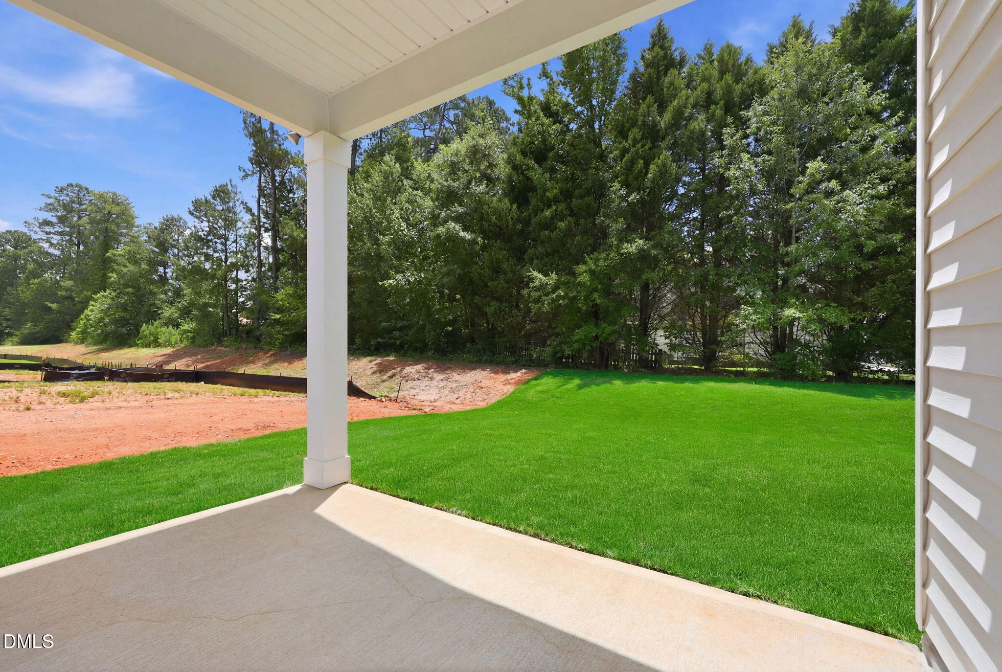 main property photo 37