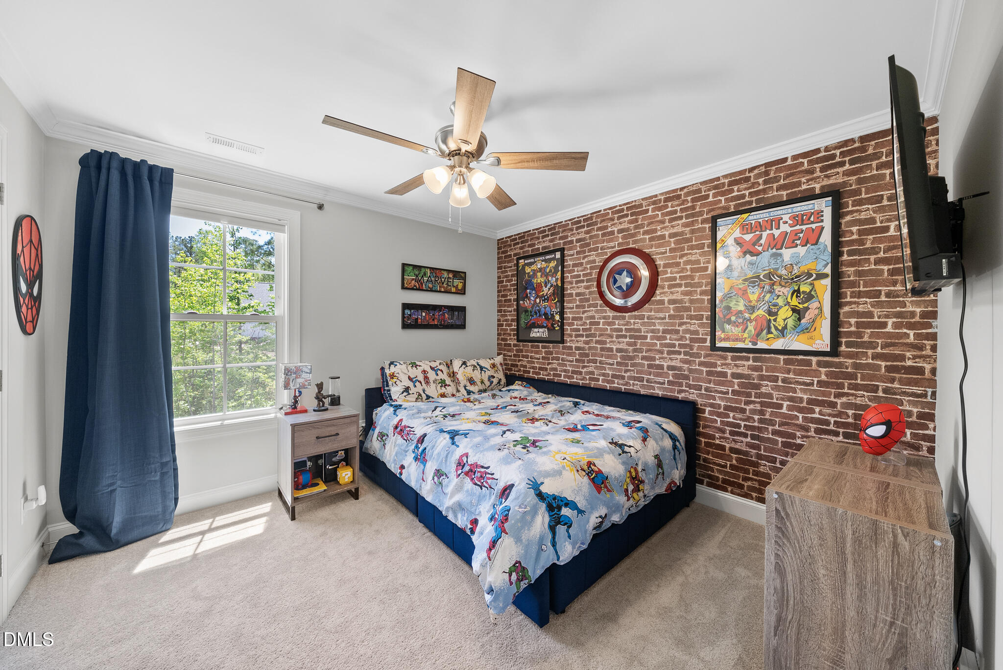 main property photo 33