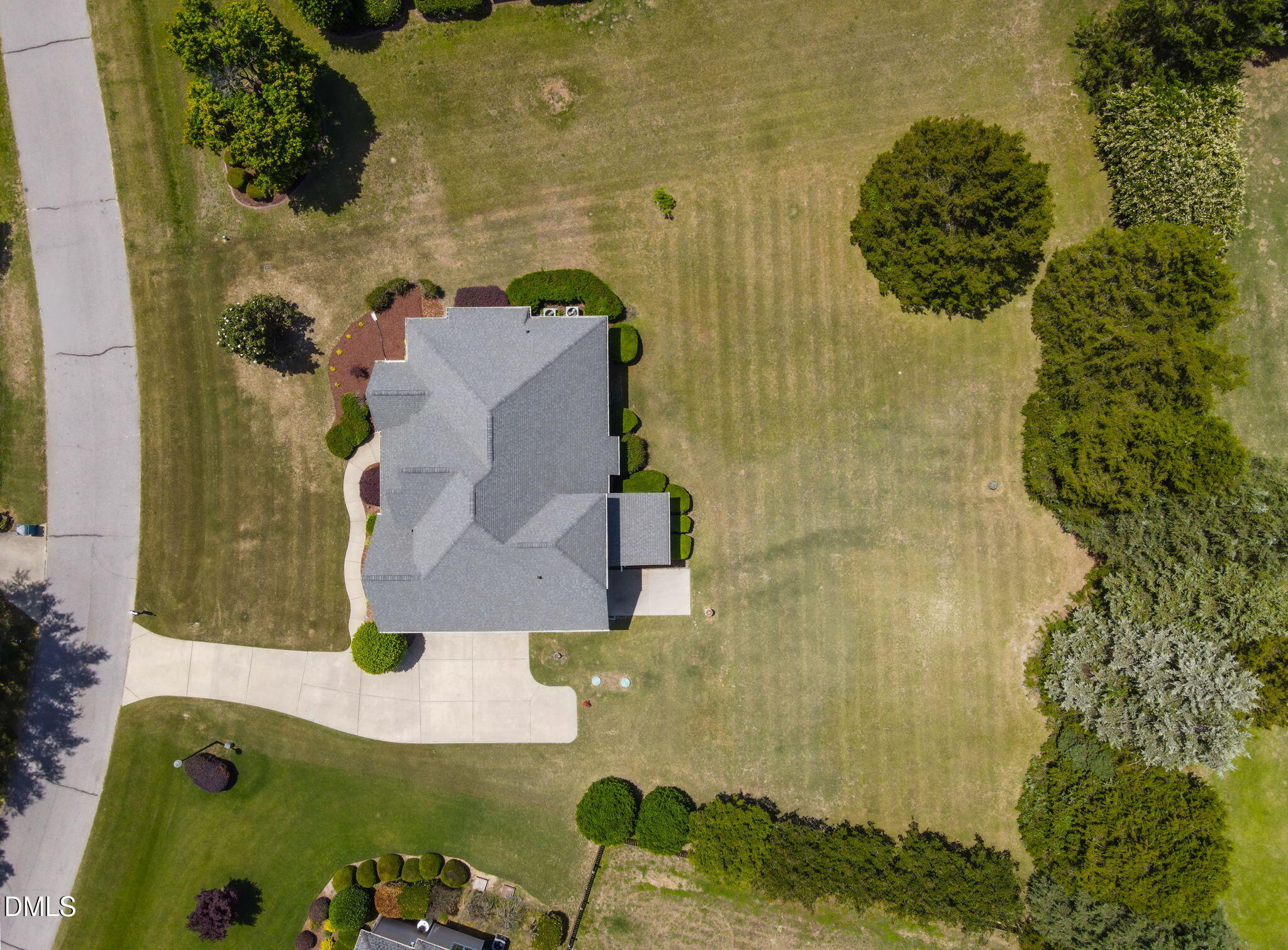 main property photo 74