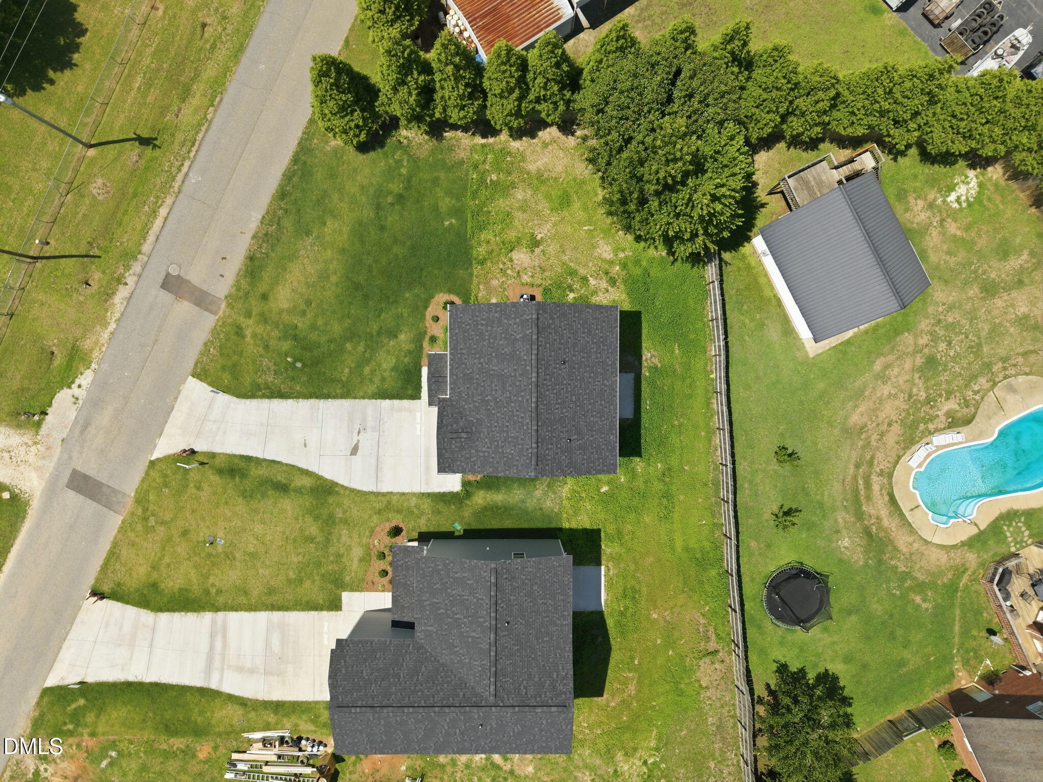main property photo 49