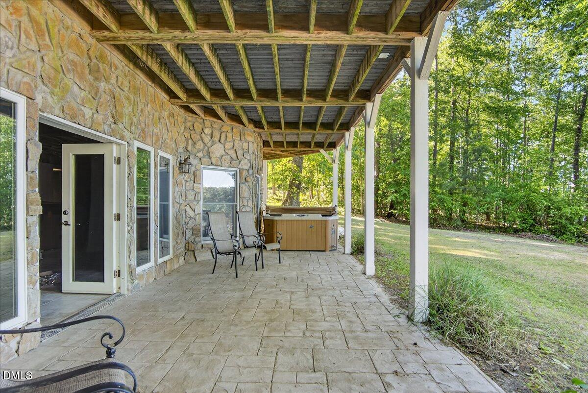 main property photo 38