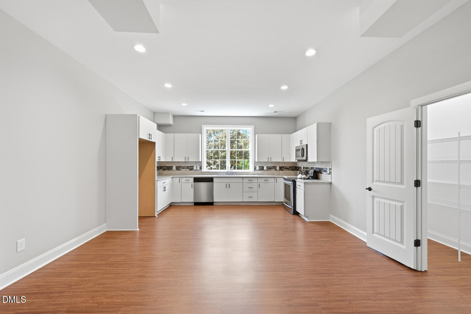 main property photo 63
