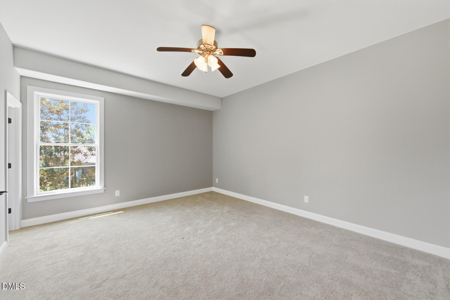 main property photo 74