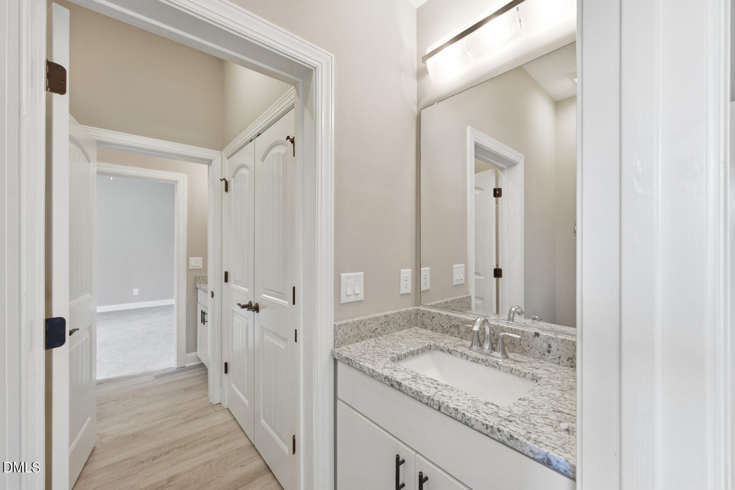 main property photo 75