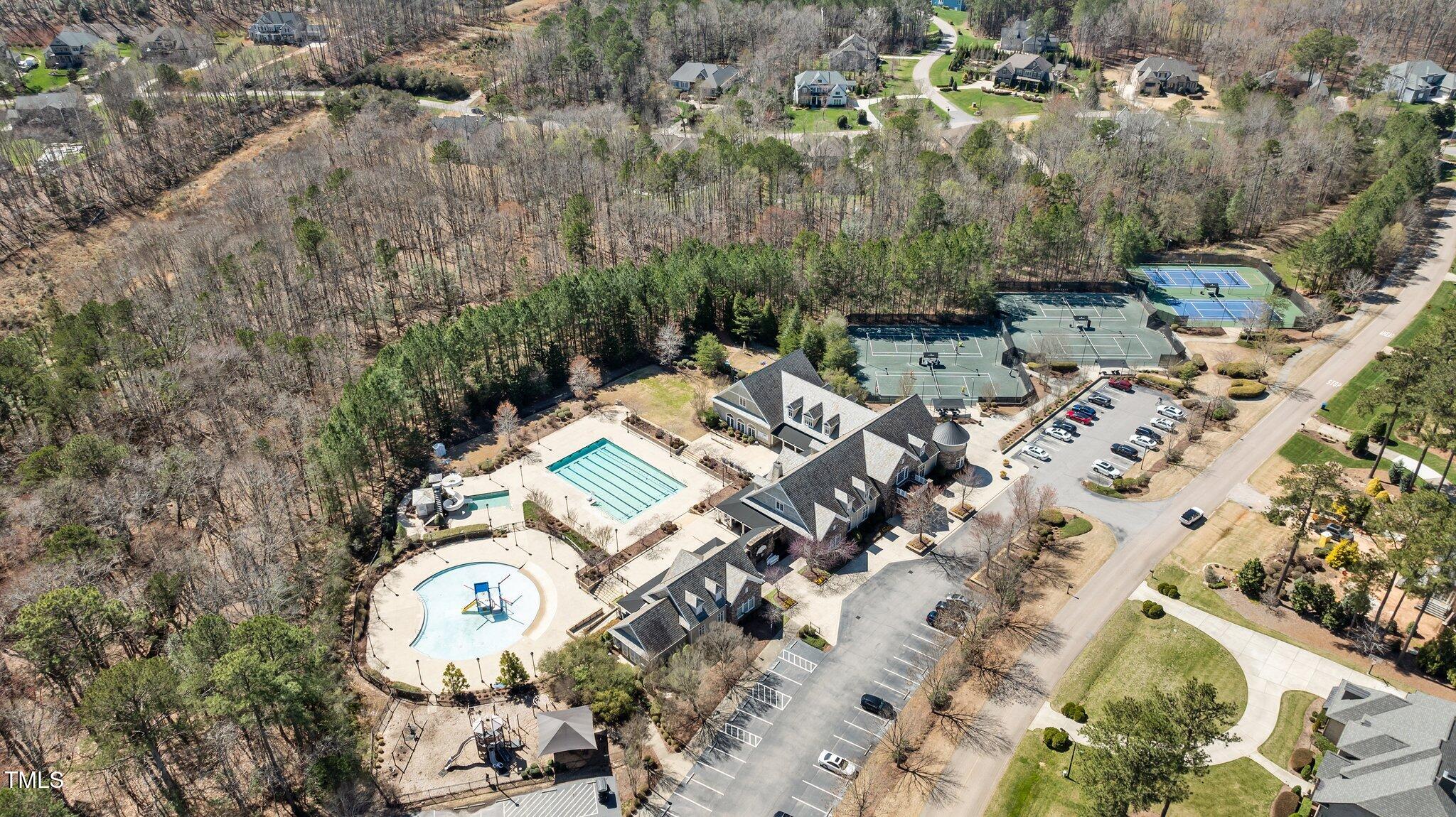 main property photo 75