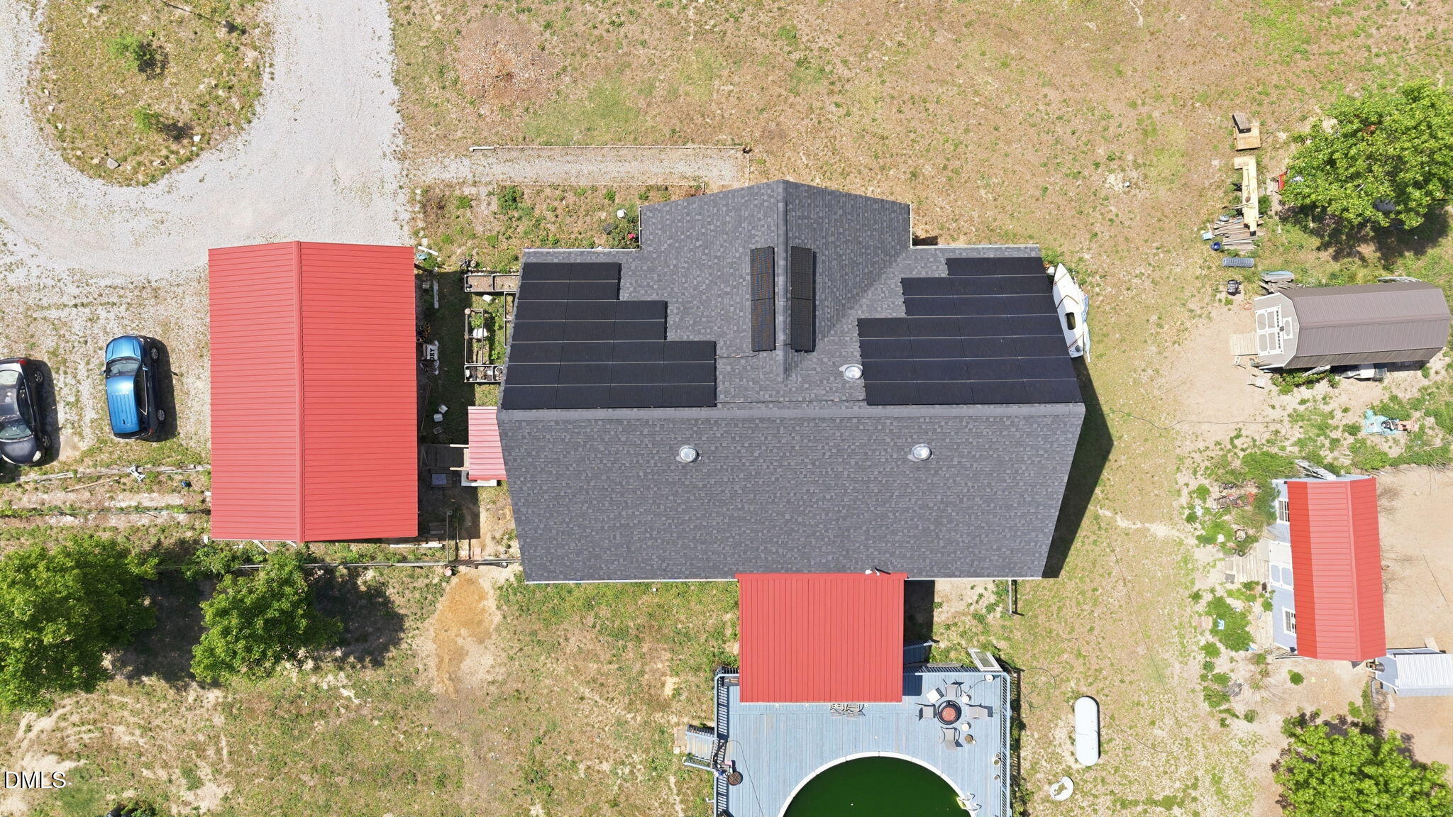 main property photo 17