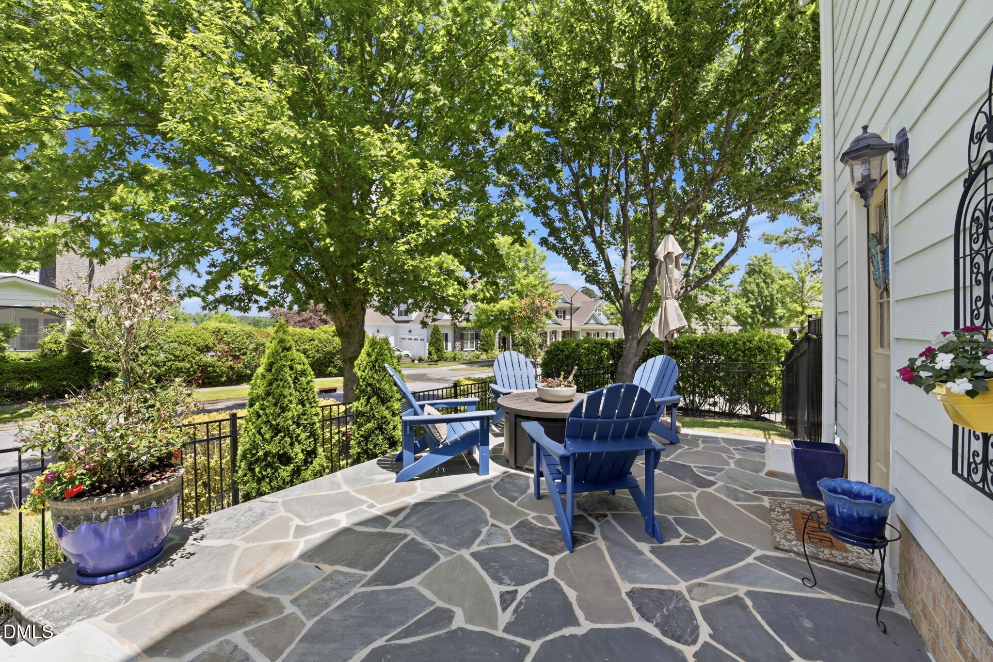 main property photo 31