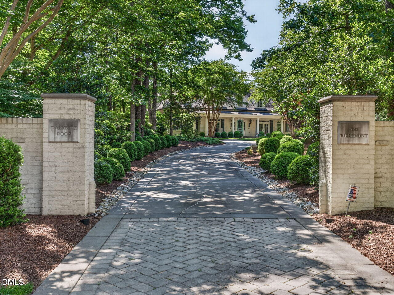 main property photo 11