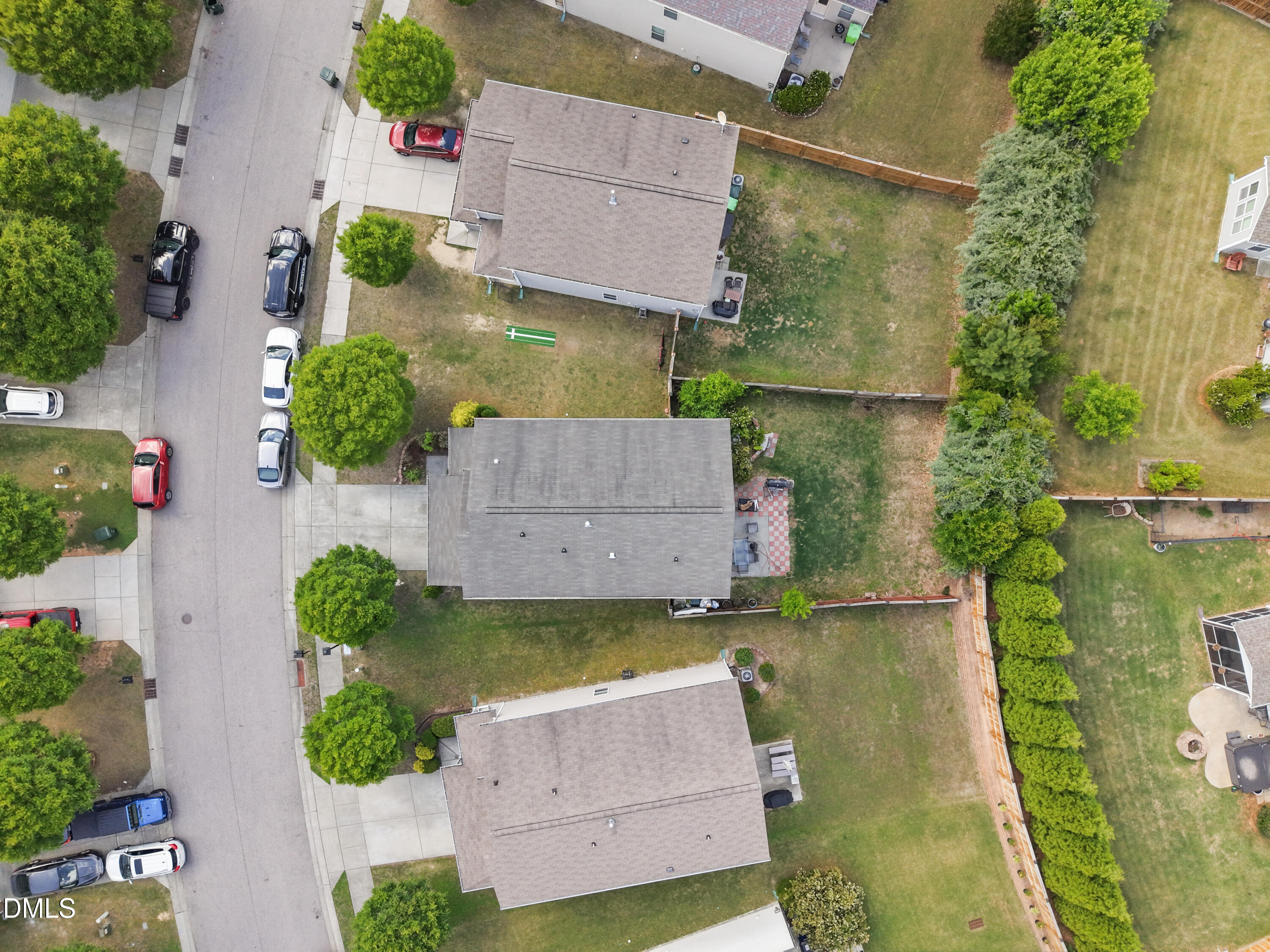 main property photo 30