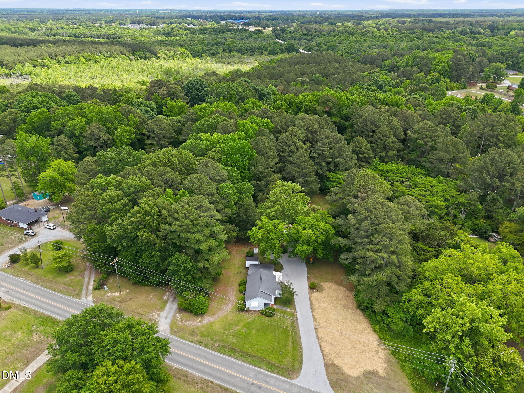 main property photo 41