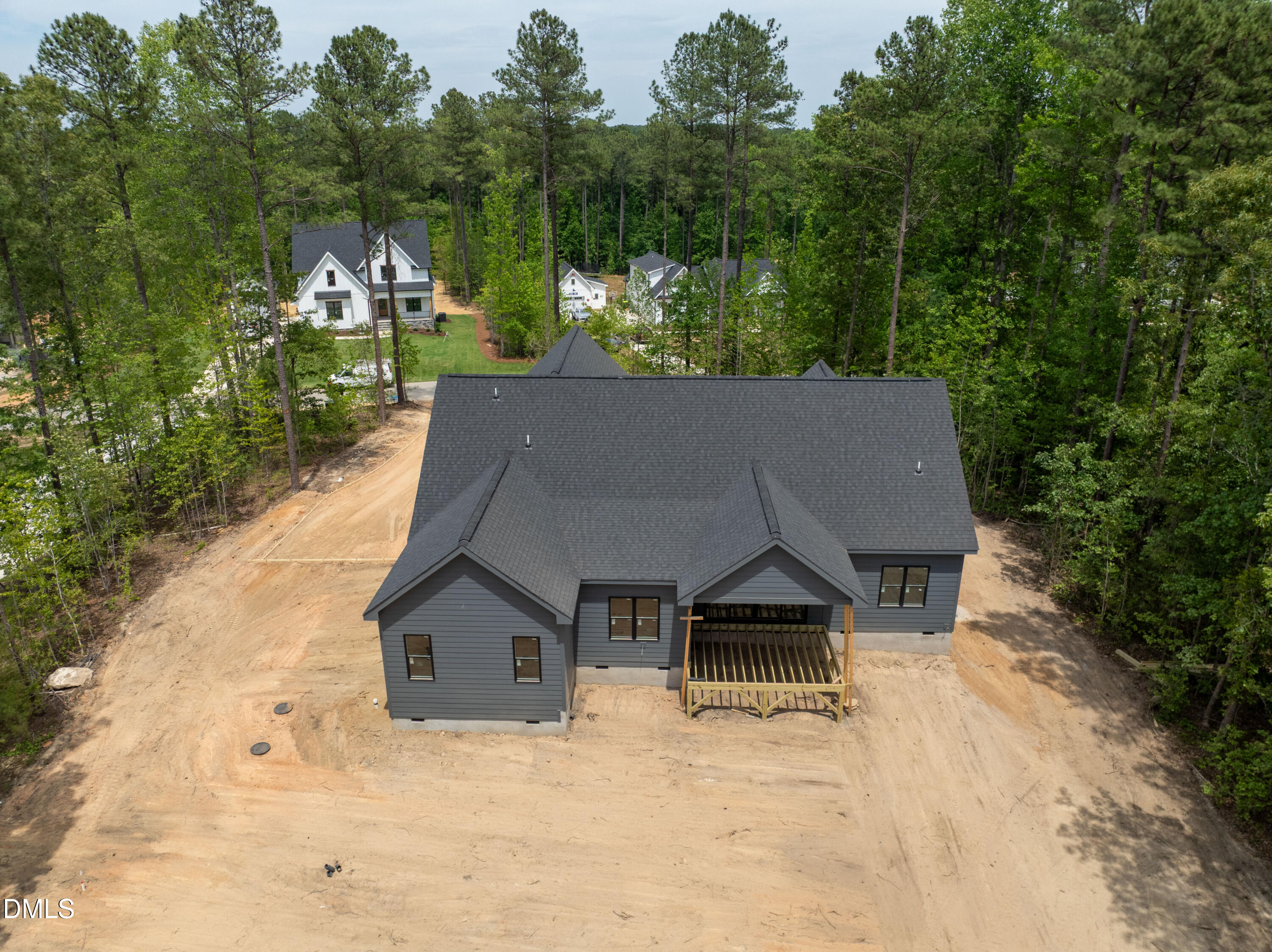 main property photo 27