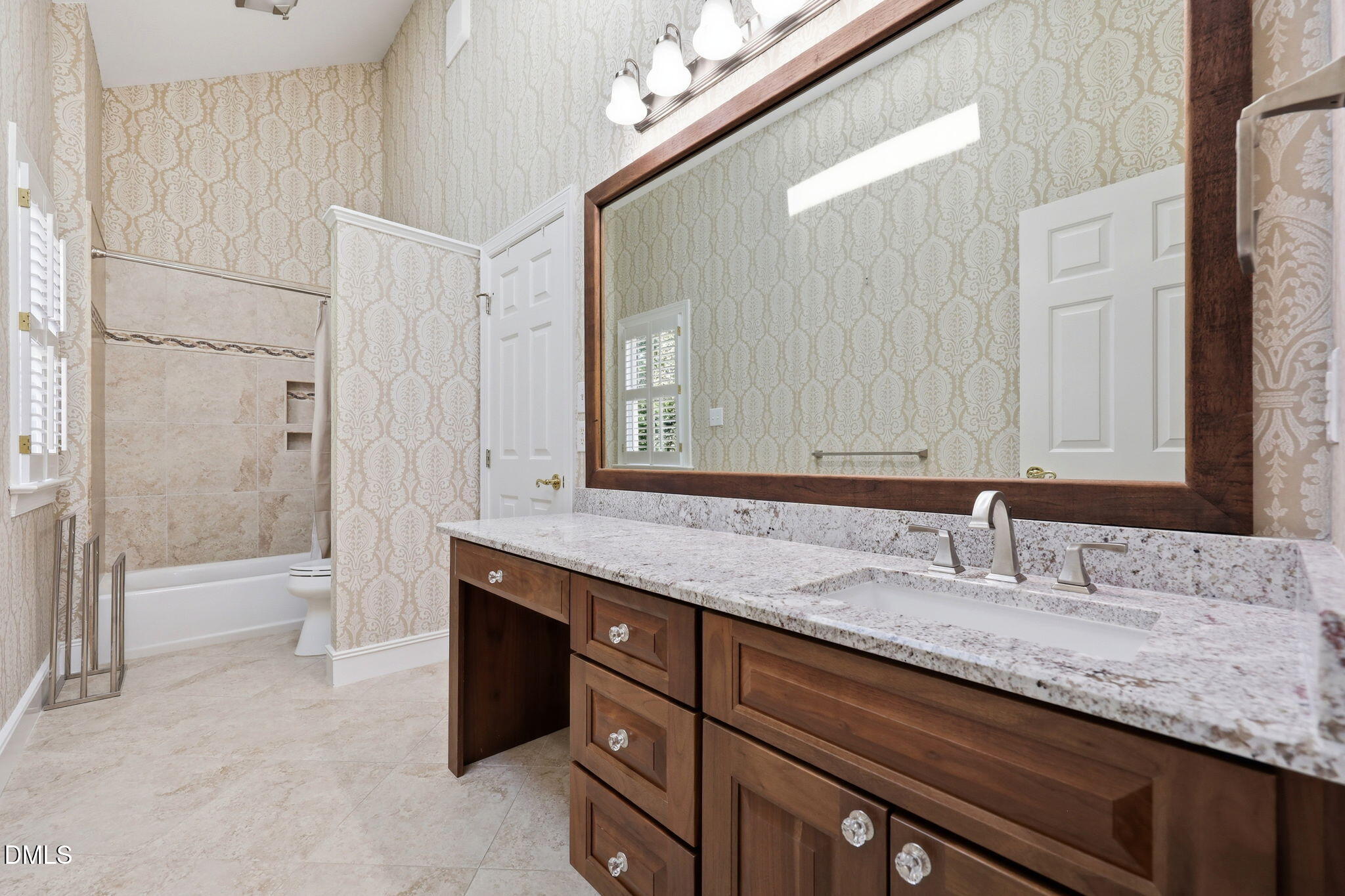 main property photo 73