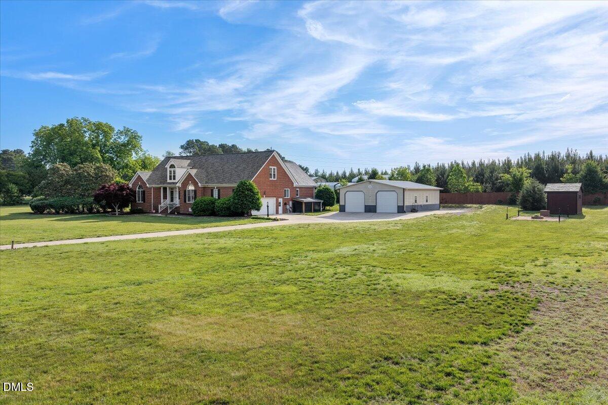 main property photo 41