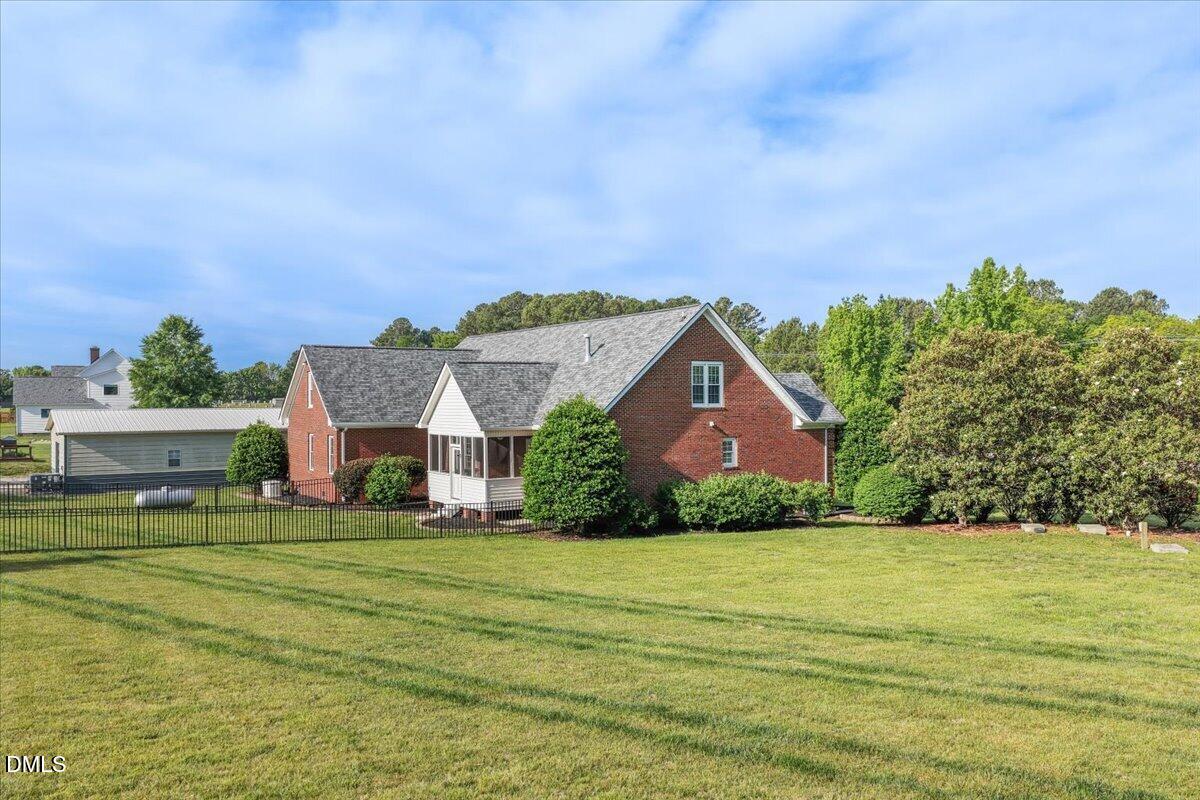 main property photo 43