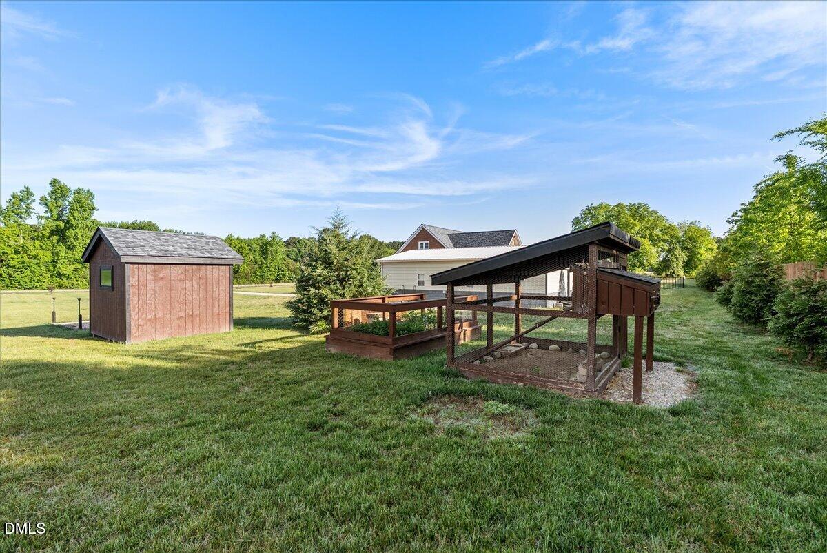 main property photo 49