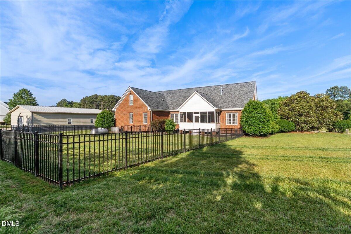 main property photo 51