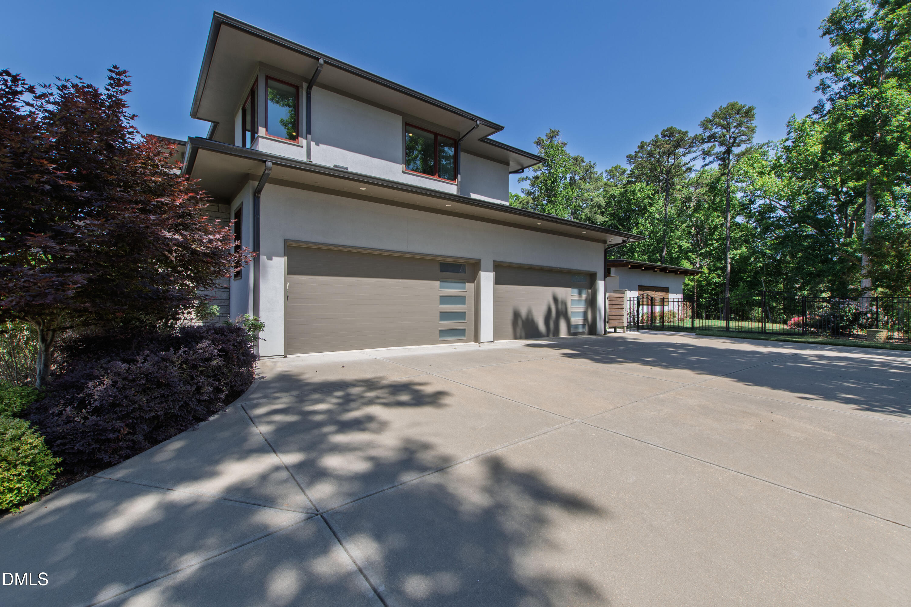 main property photo 83