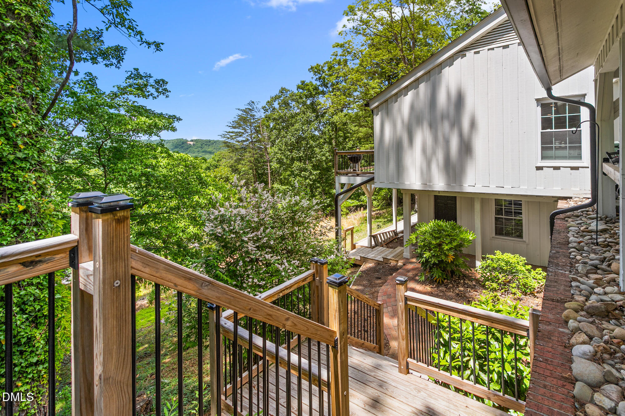 main property photo 48