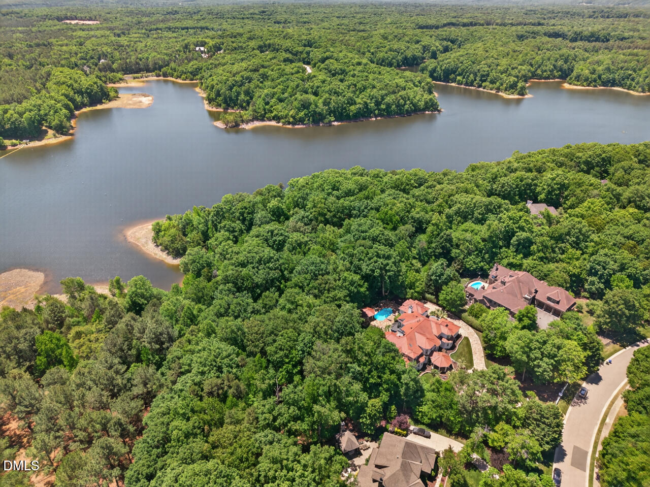 main property photo 78