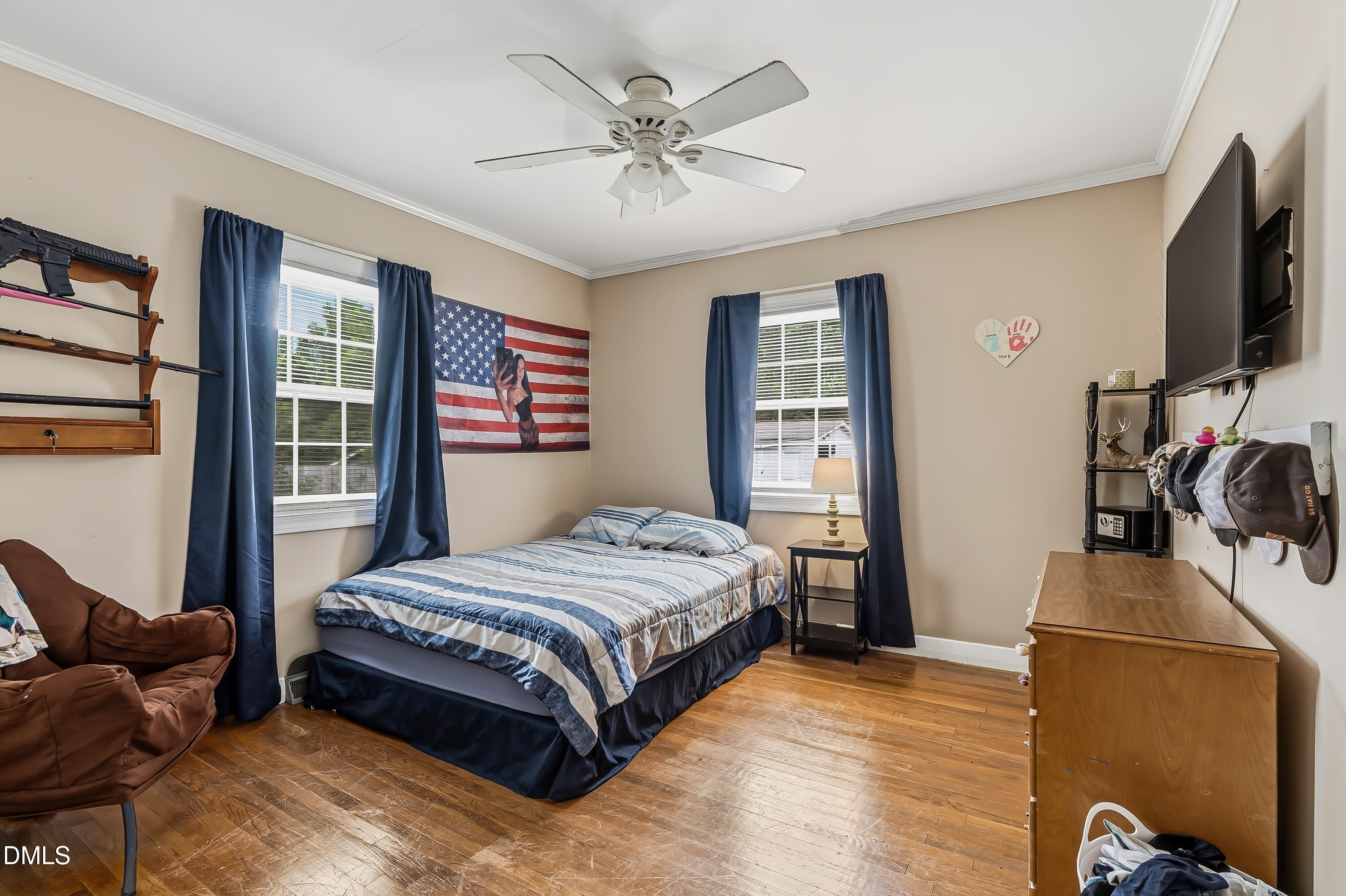 main property photo 31