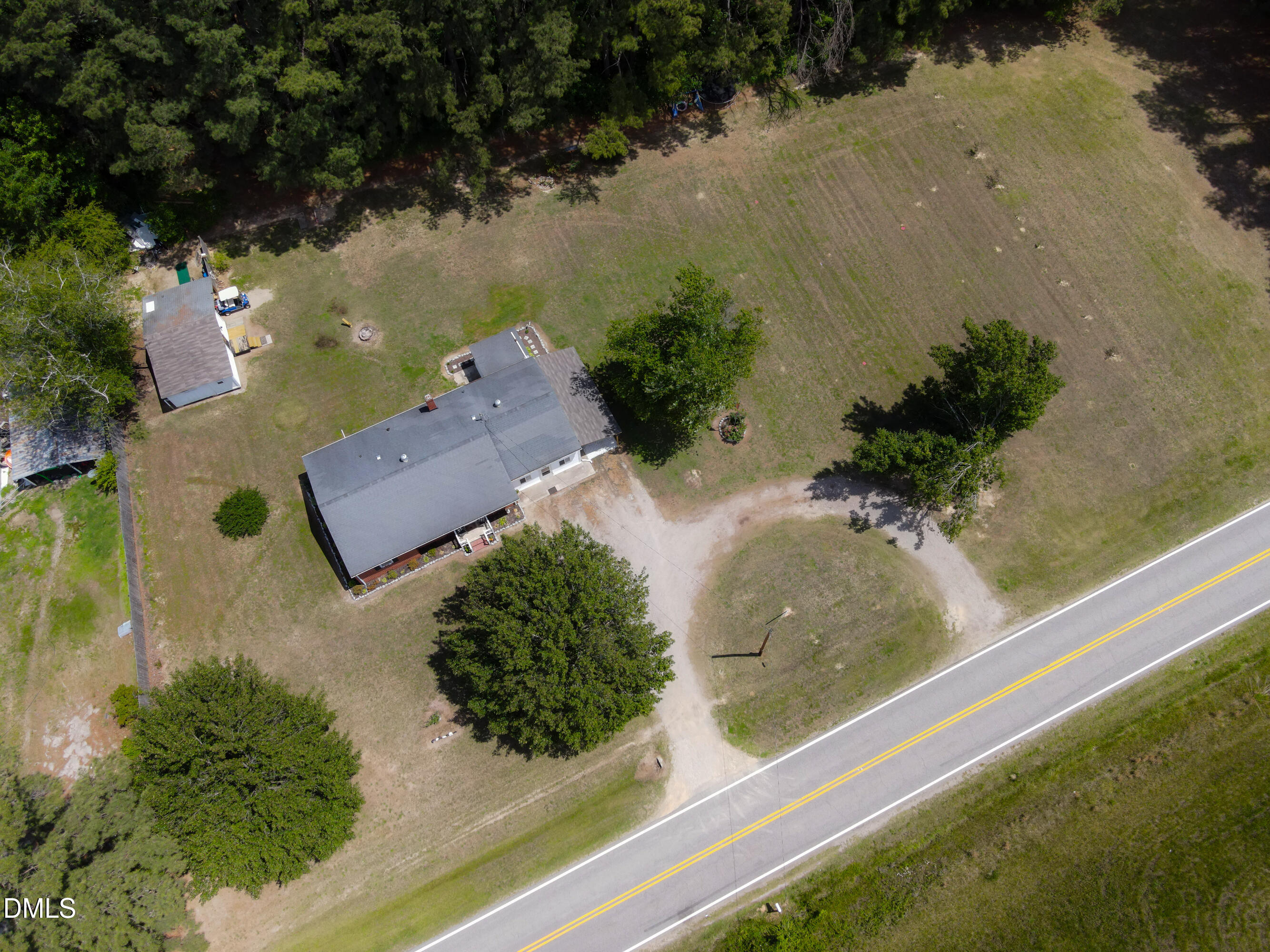 main property photo 35