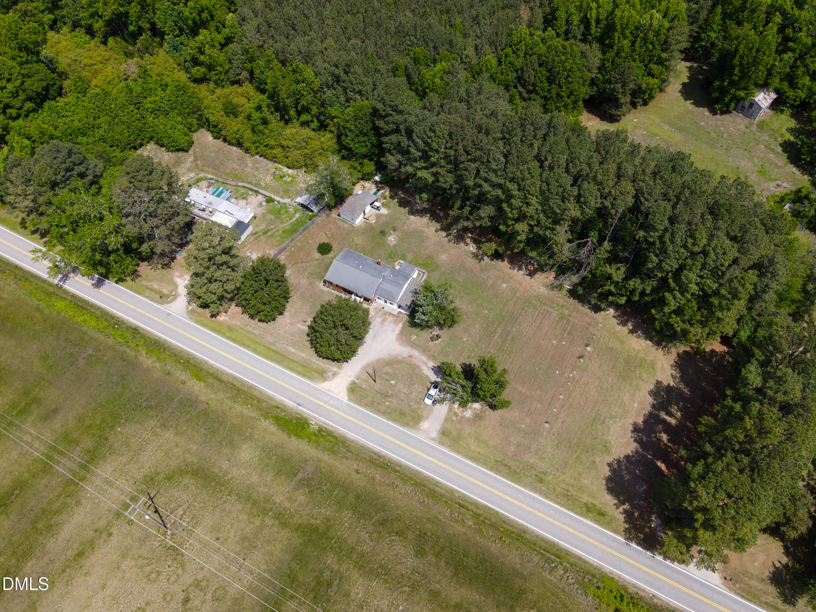 main property photo 36