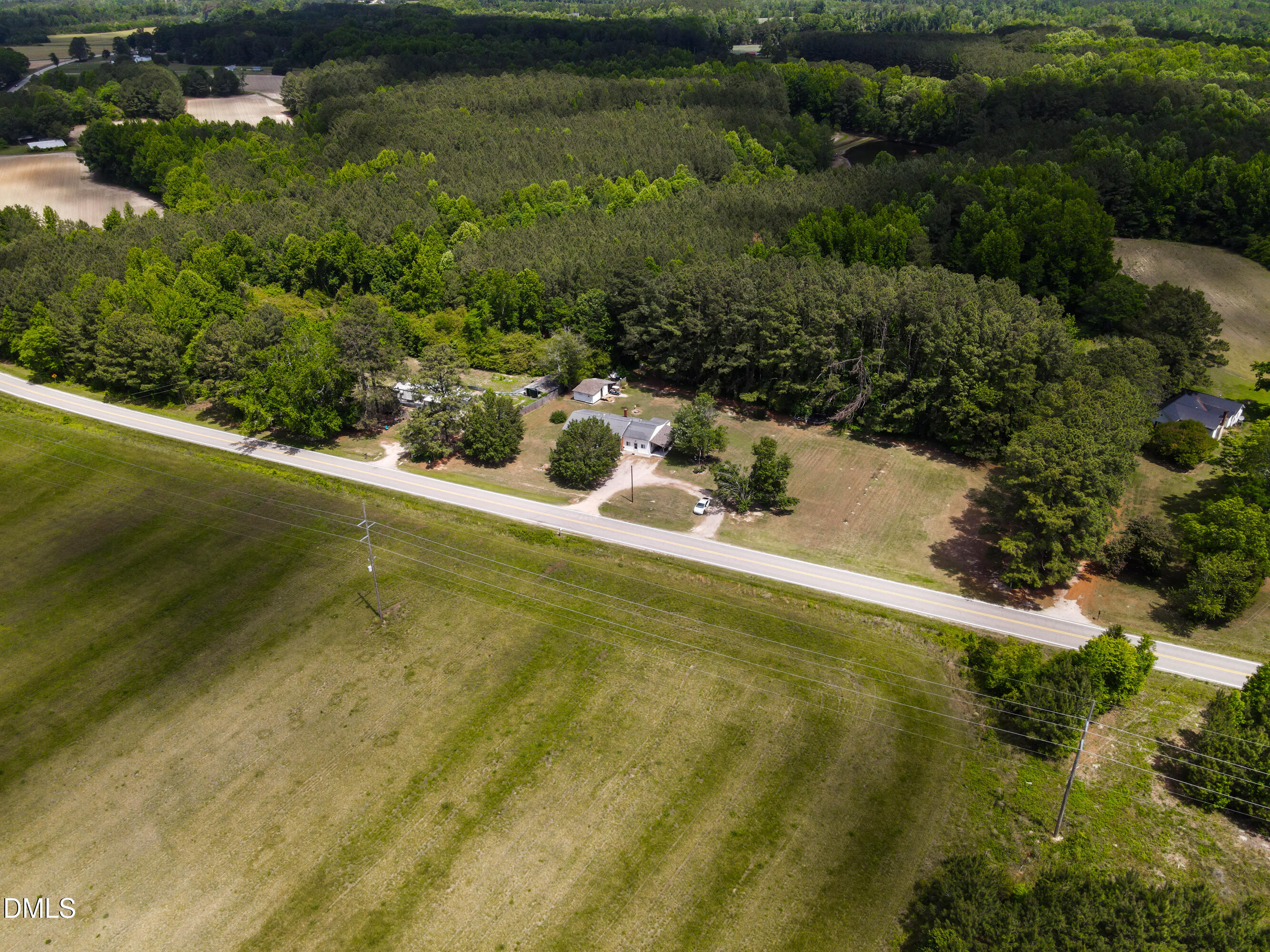 main property photo 39