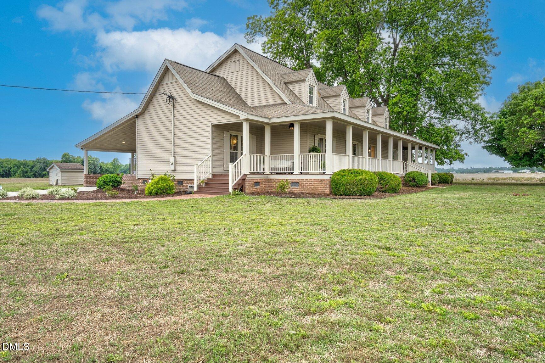 main property photo 3