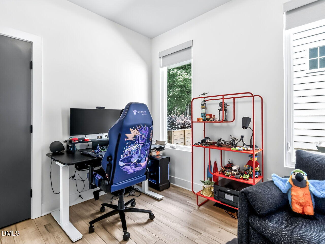 main property photo 20