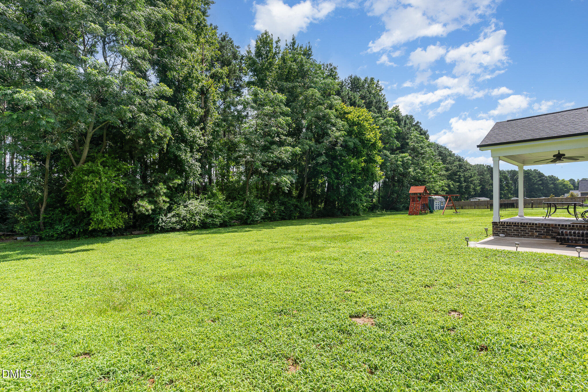 main property photo 26