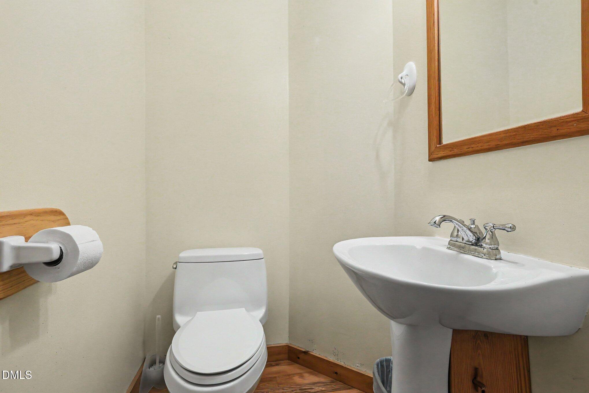 main property photo 14