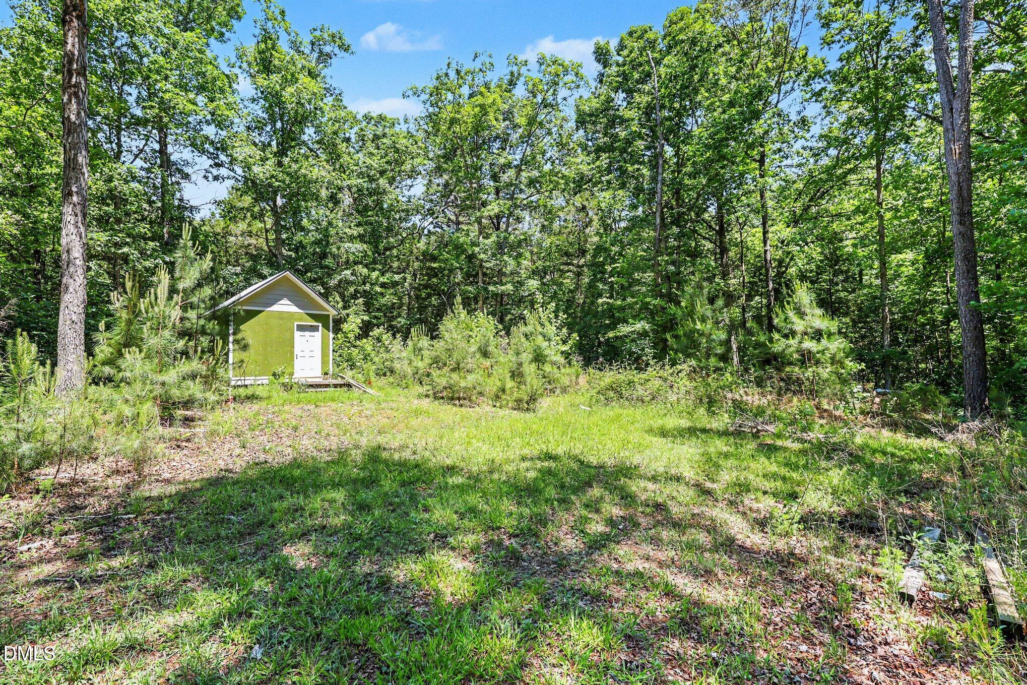 main property photo 28