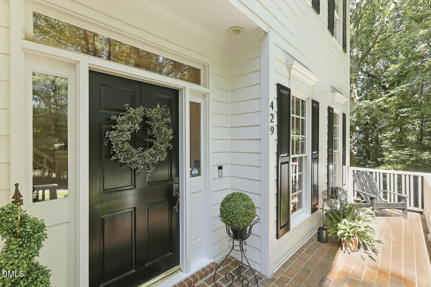 main property photo 5