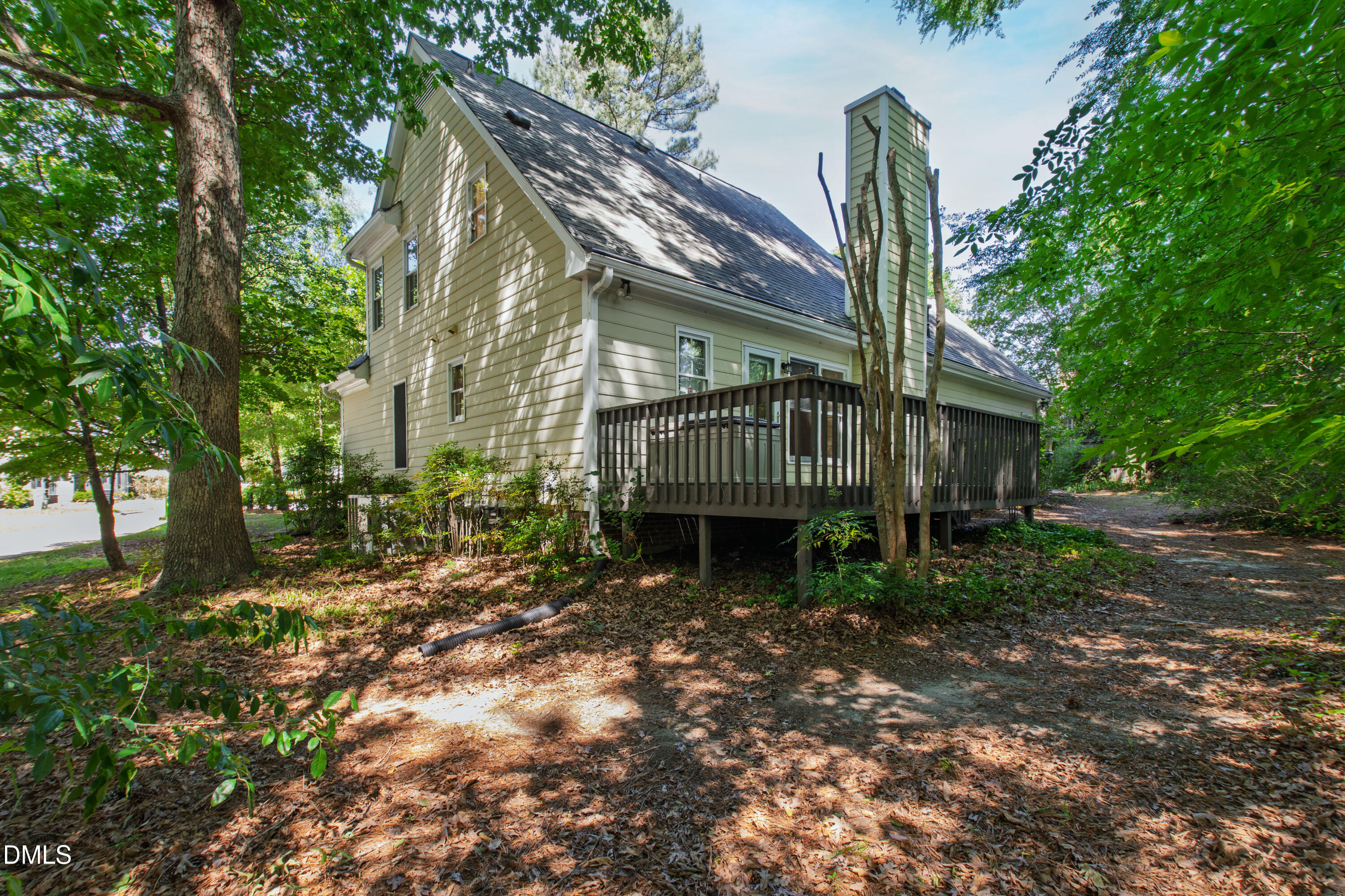 main property photo 35