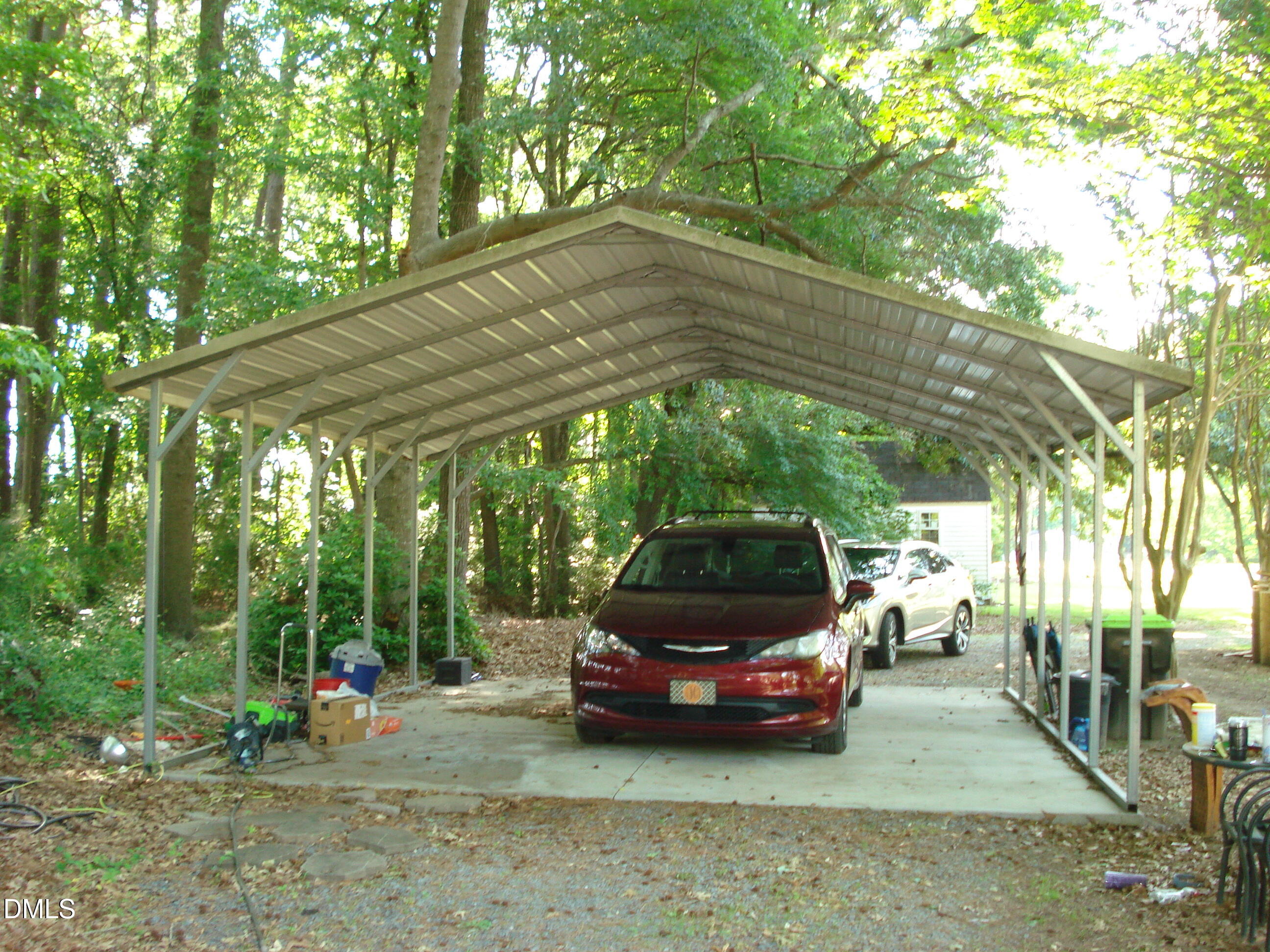 main property photo 12