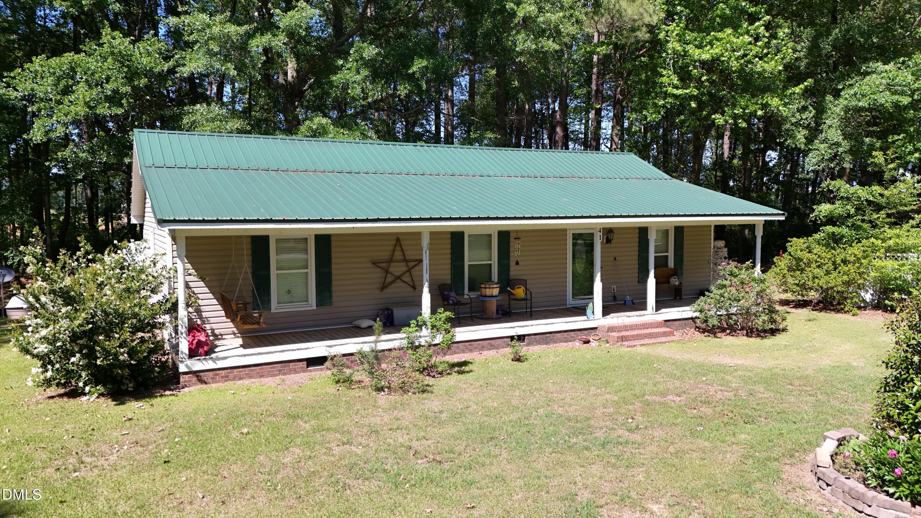 main property photo 28