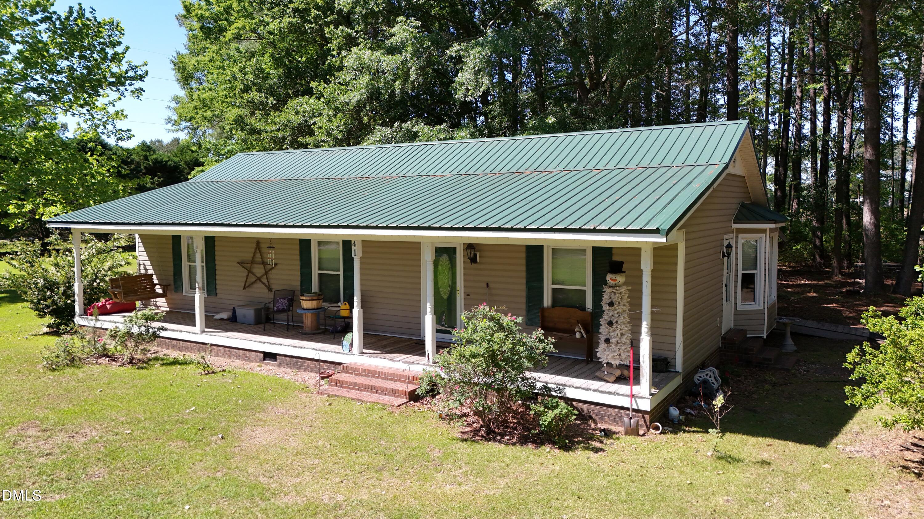 main property photo 30