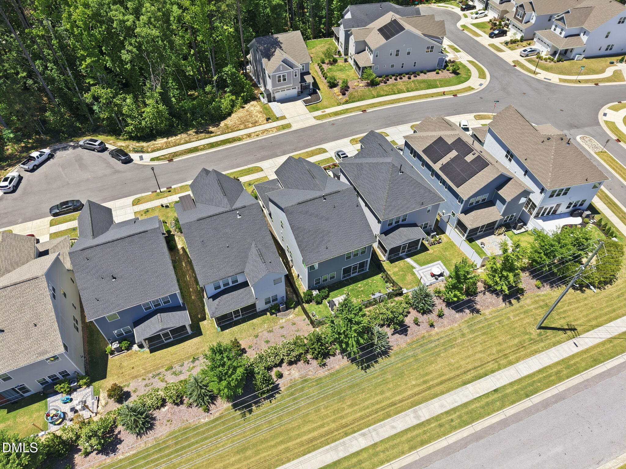 main property photo 35