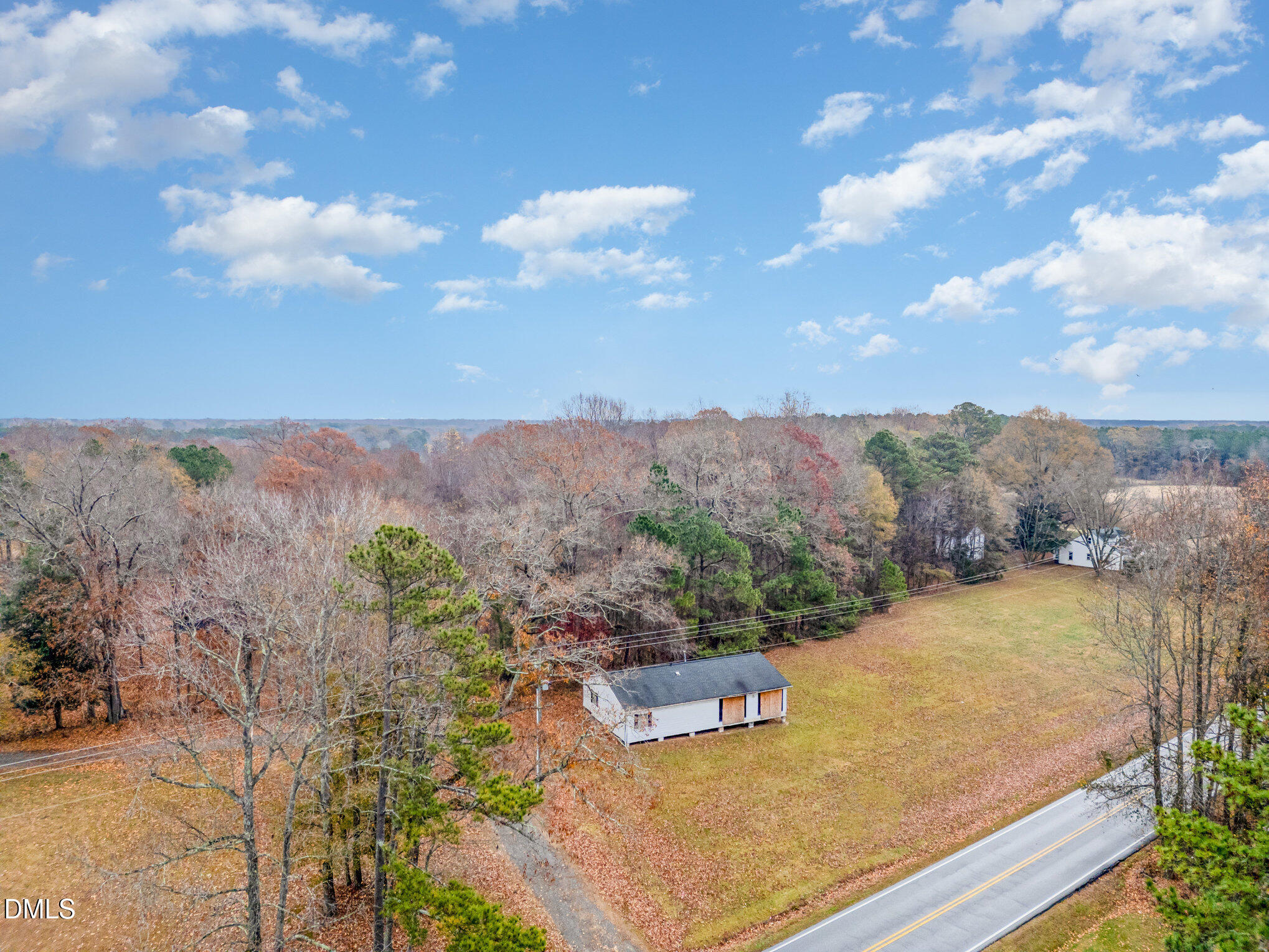 main property photo 30