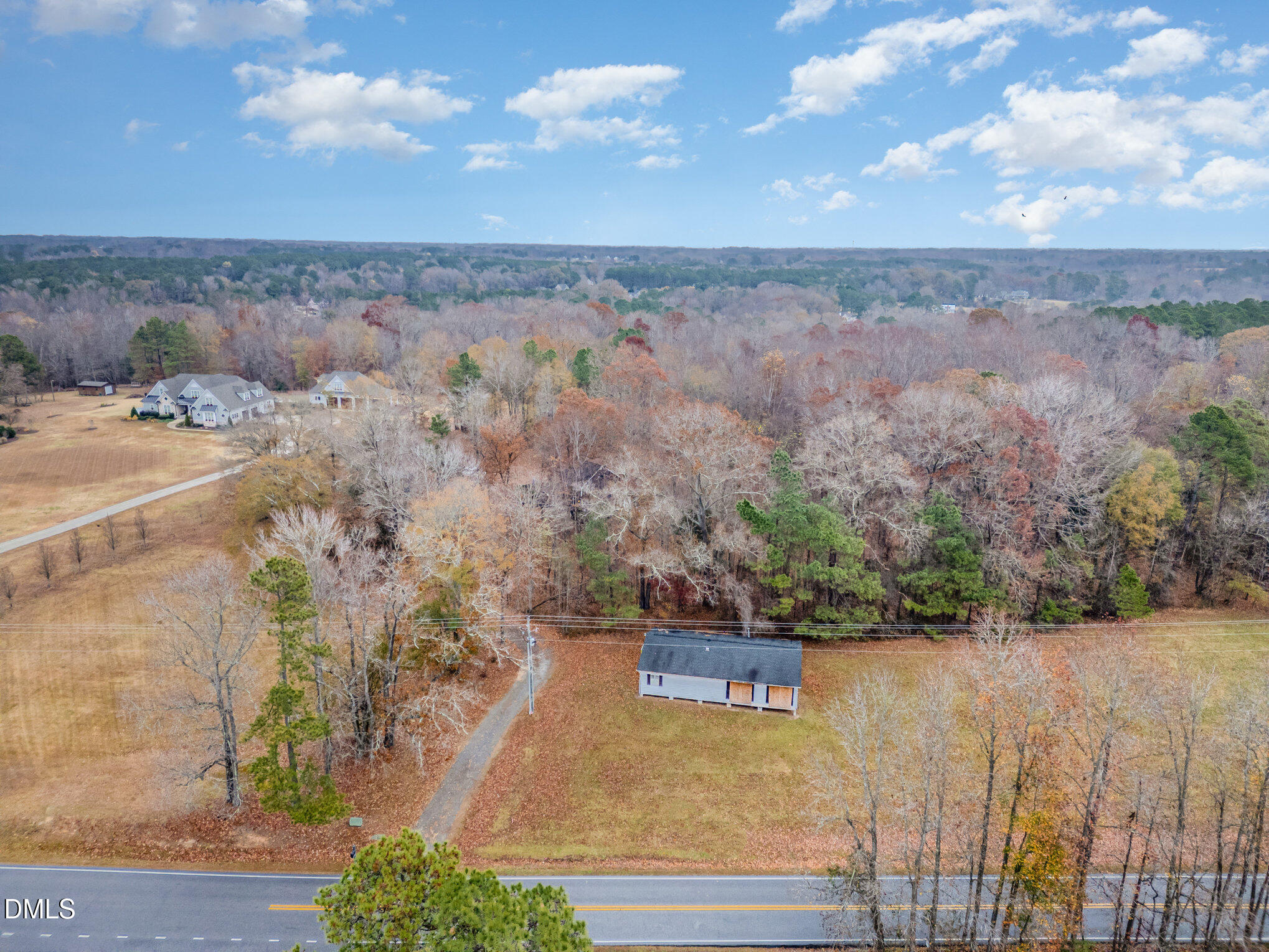 main property photo 7