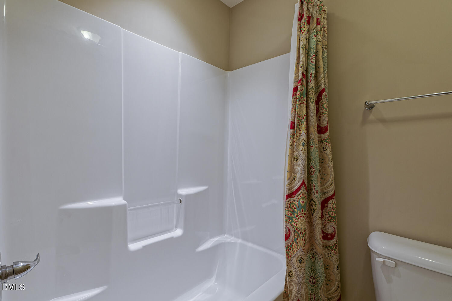 main property photo 40
