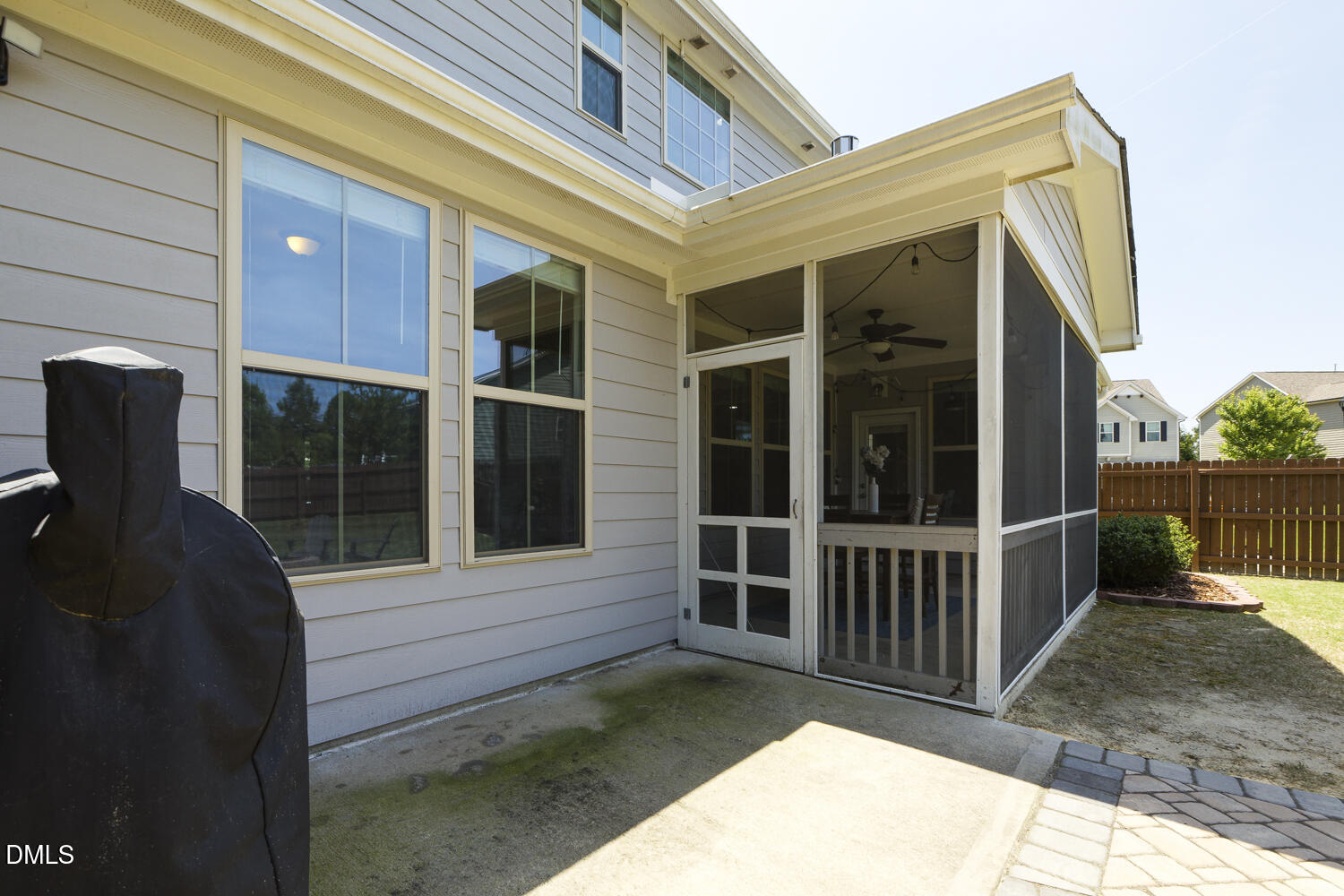 main property photo 44